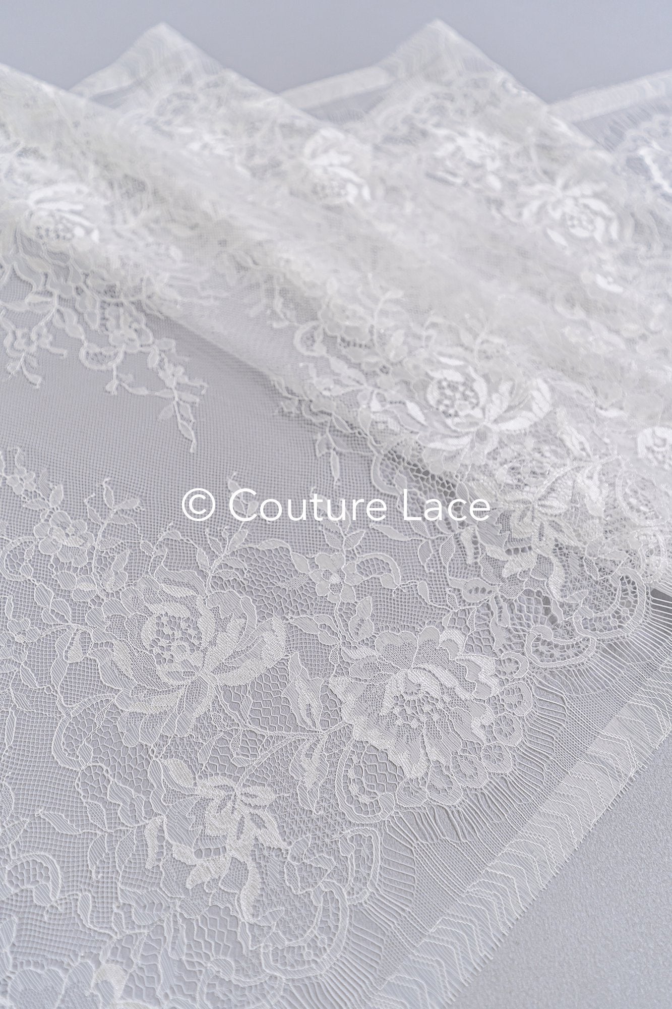 3 mètres de dentelle florale française / Bordure en dentelle Chantilly française pour mariée // L25-804