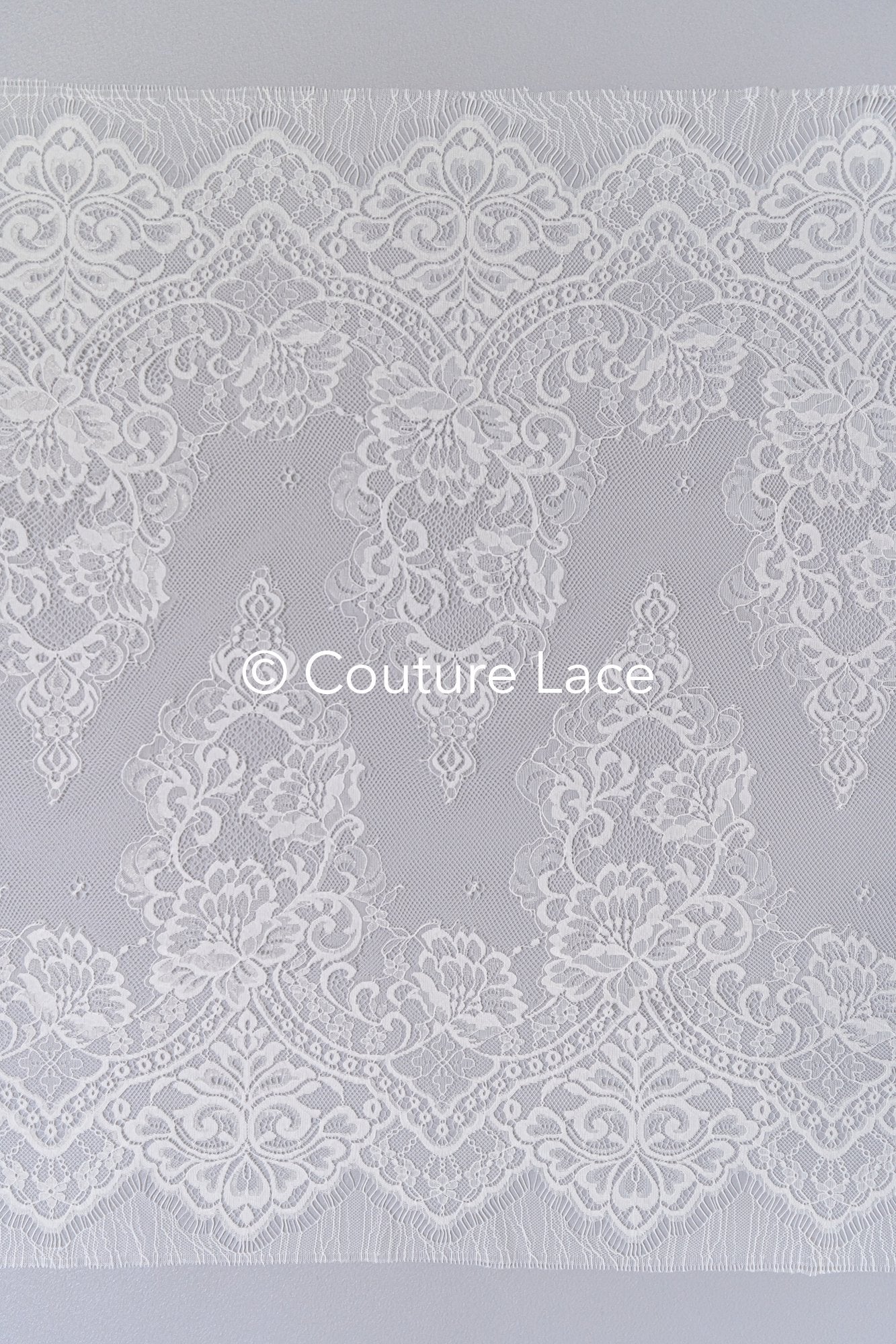 3 mètres de dentelle florale française / Bordure en dentelle Chantilly française pour mariée // L25-805