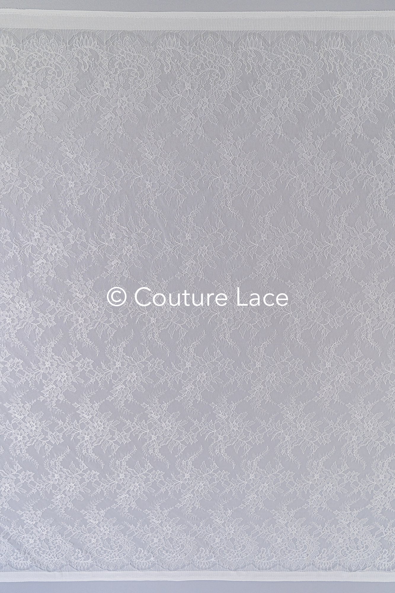 3 mètres de dentelle florale française / Dentelle Chantilly française pour mariée // L25-806