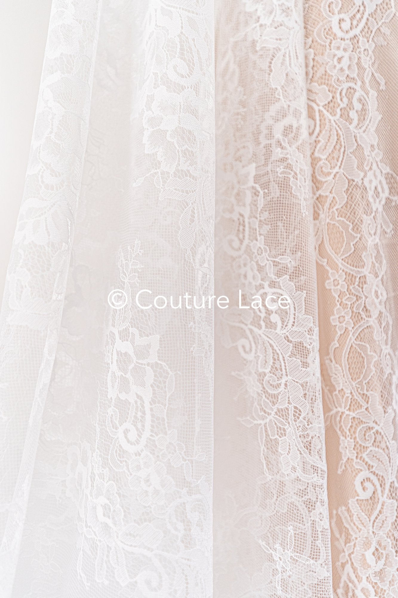3 mètres de dentelle florale française / Dentelle de mariée Chantilly française // L25-807