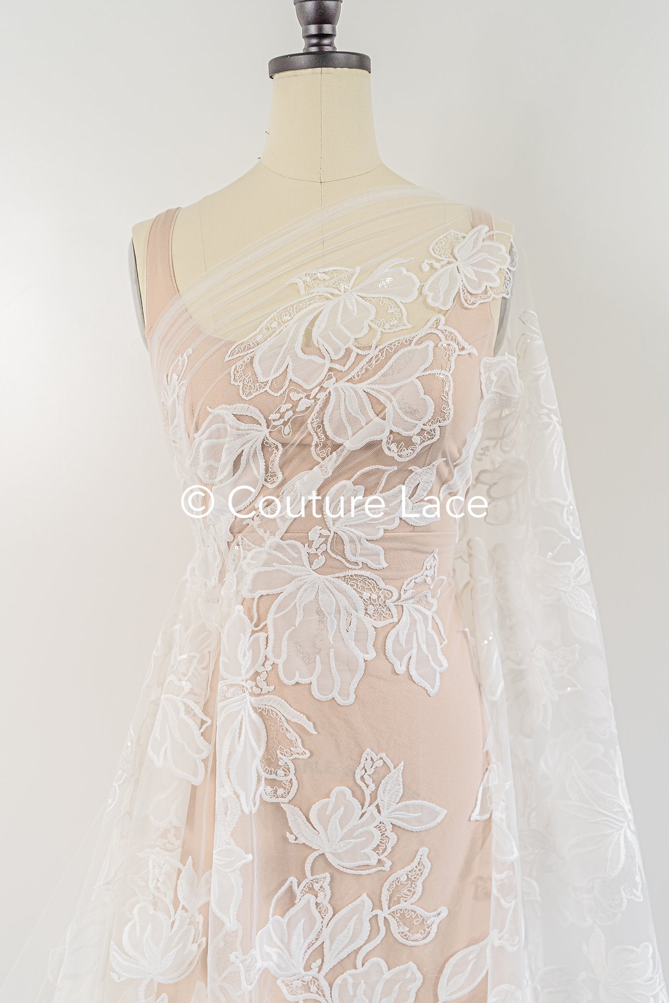 Floral embroidered bridal lace fabric, high-quality lace fabric for wedding dresses // L25-834