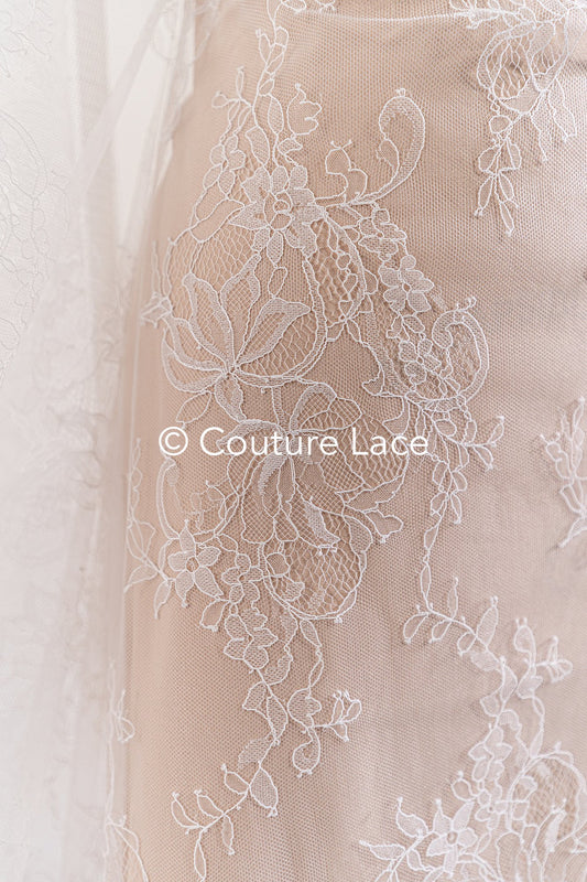 3 mètres de dentelle florale française / Dentelle florale française pour mariée // L25-052