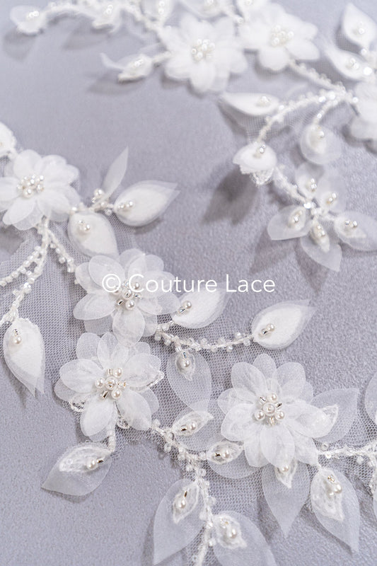 3D-Blumen Perlen-Applikationen für Brautkleider/ Brautkleidspitze Perlen Motive // A26-062