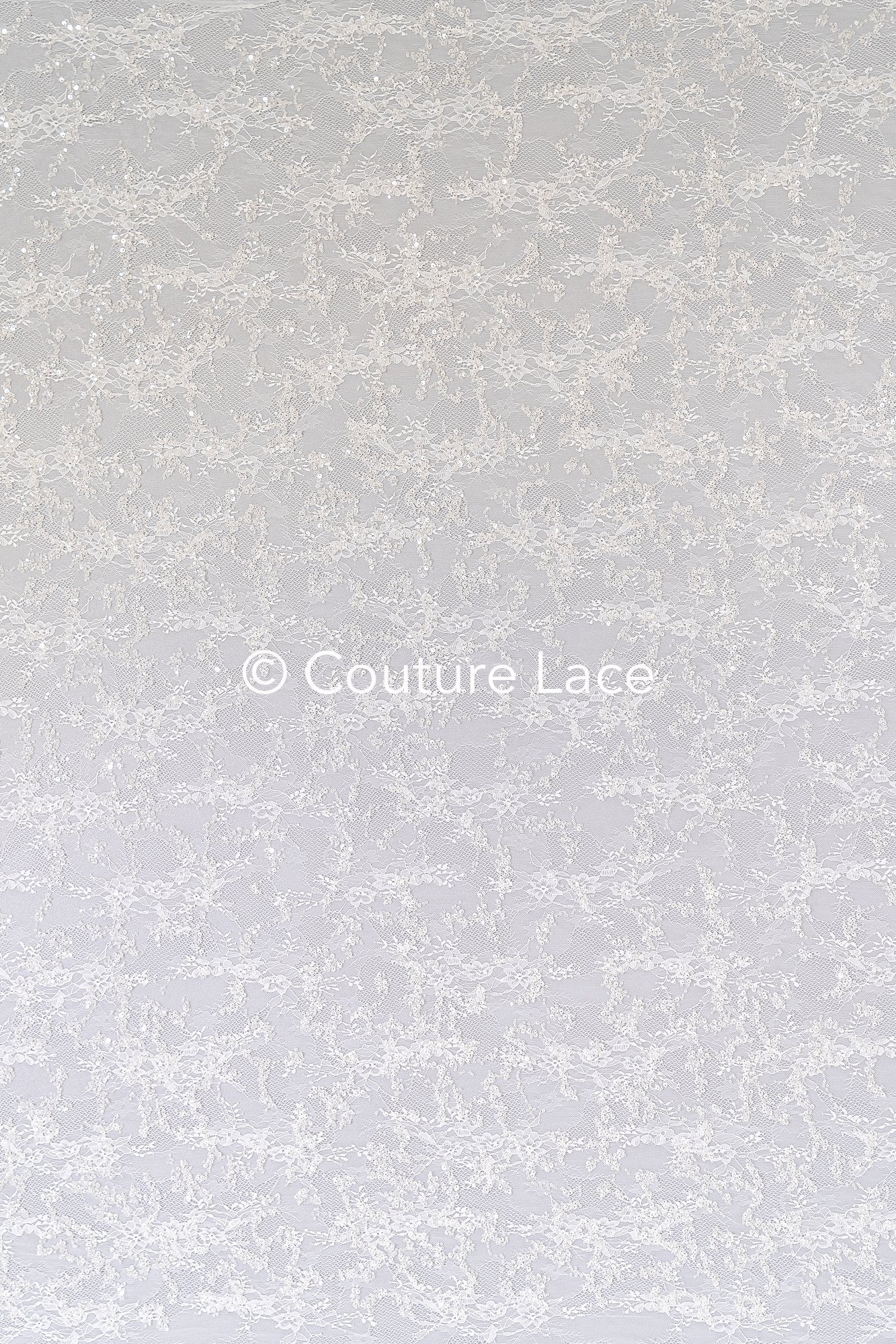 Perlenbestickte Brautspitze auf feiner französischer Spitze/ Hochwertige Perlen Brautspitze // L25-348