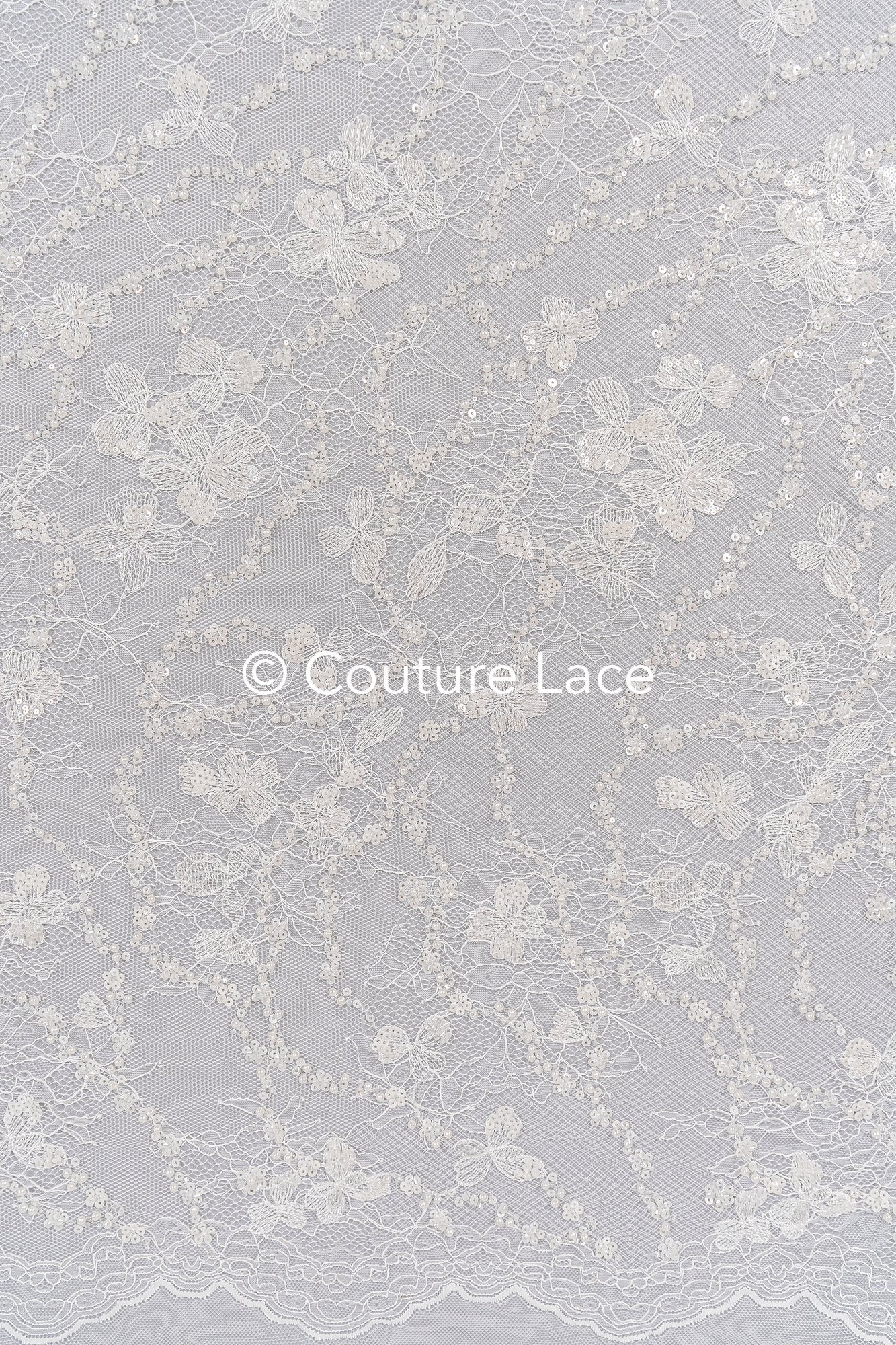 Dentelle de mariée brodée de perles sur dentelle française fine / Dentelle de mariée perlée de haute qualité // L25-350