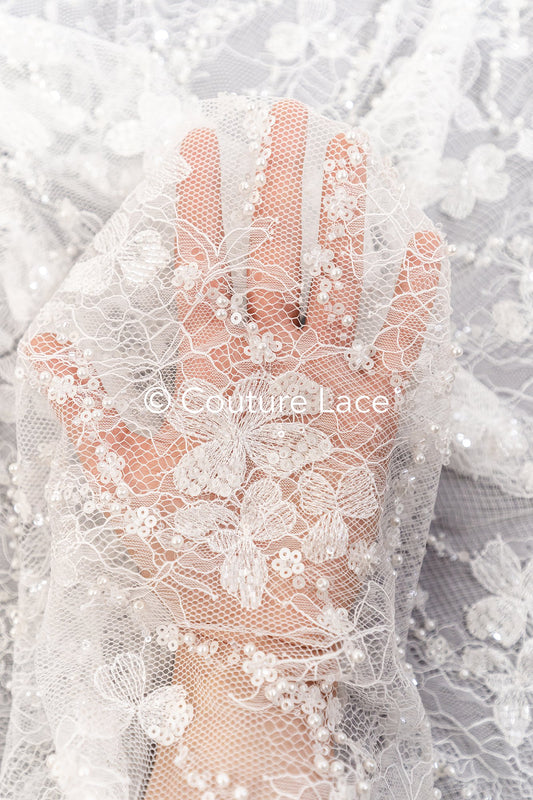 Dentelle de mariée brodée de perles sur dentelle française fine / Dentelle de mariée perlée de haute qualité // L25-350