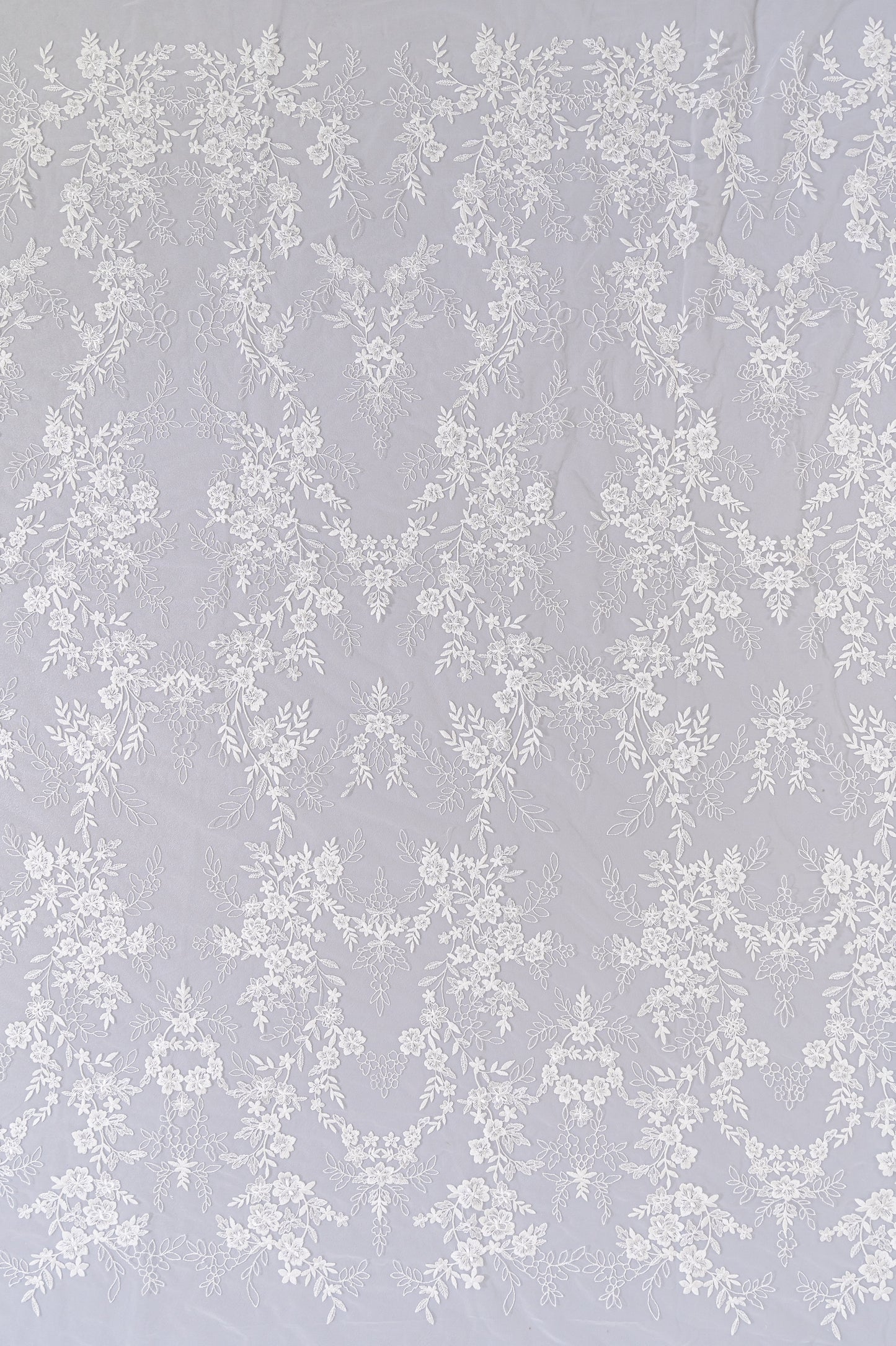 Florale Spitze für Brautkleider, Blumenstickerei für Brautmode // L25-351