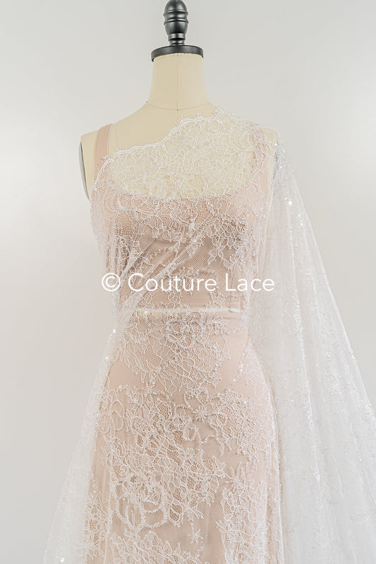 3 mètres de dentelle française brodée de perles / dentelle de Chantilly avec perles / dentelle de mariée // L25-429