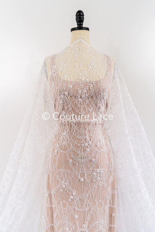 3 mètres de dentelle française brodée de perles / dentelle de Chantilly avec perles / dentelle de mariée // L25-486