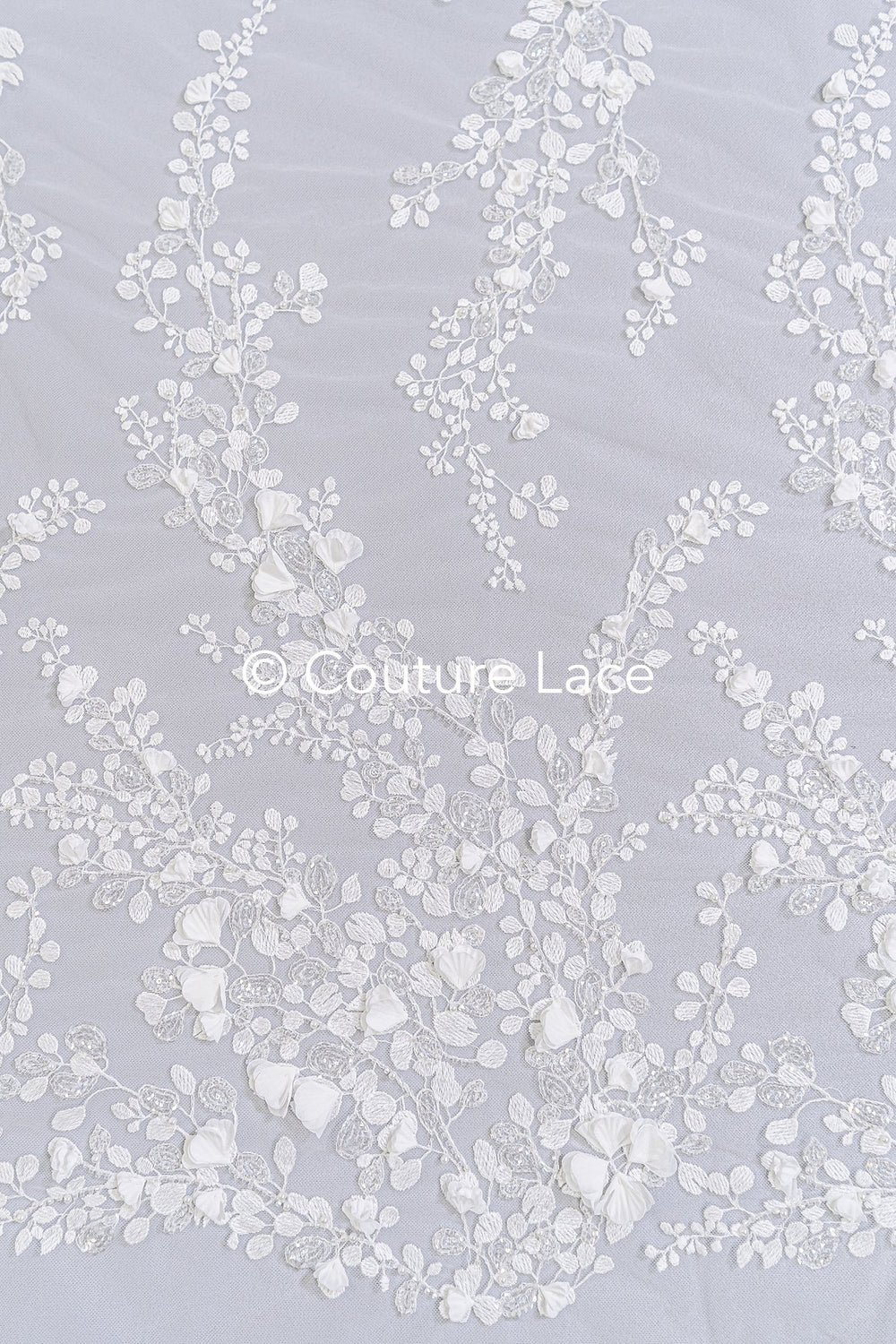 3D Blumen Spitzenstoff Off-White/ Braut Spitzenstoff/ romantischer Spitzenstoff mit 3D Blumen/ Hochzeit Spitzenstoff// L25-664B