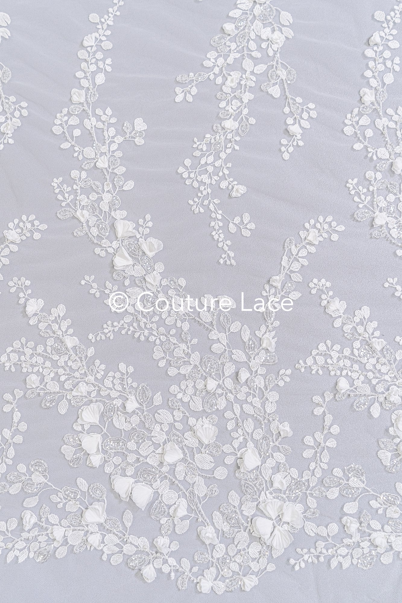 3D Blumen Spitzenstoff Off-White/ Braut Spitzenstoff/ romantischer Spitzenstoff mit 3D Blumen/ Hochzeit Spitzenstoff// L25-664B