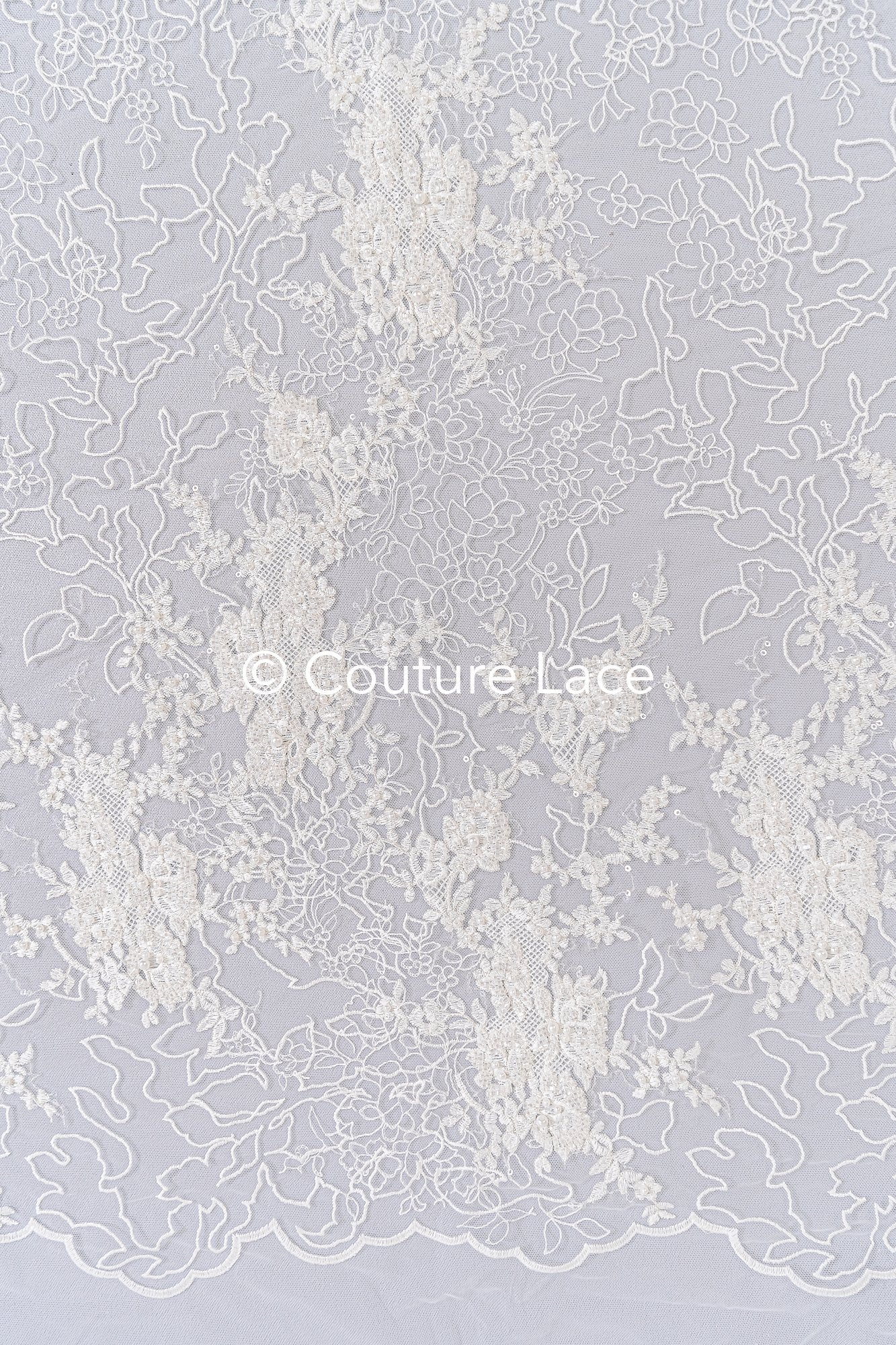 Exquisite Florale Spitze für Brautkleider/ Luxus Brautspitze mit Perlenstickerei // L25-870