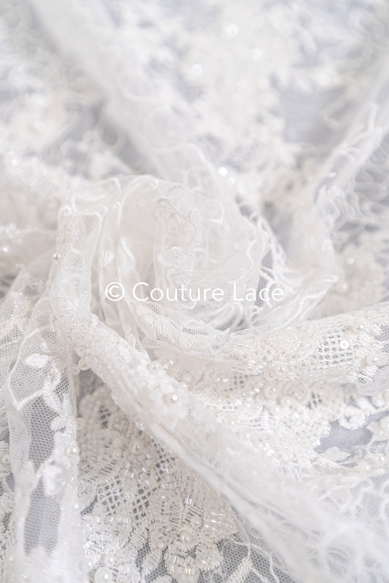 Exquisite Florale Spitze für Brautkleider/ Luxus Brautspitze mit Perlenstickerei // L25-870