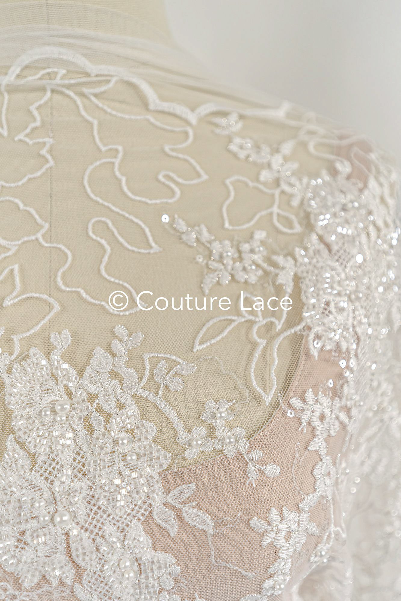 Exquisite Florale Spitze für Brautkleider/ Luxus Brautspitze mit Perlenstickerei // L25-870