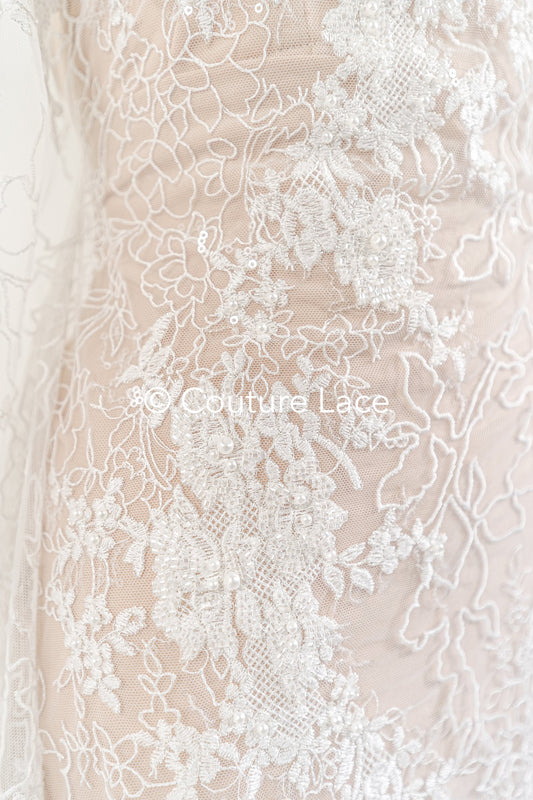 Exquisite Florale Spitze für Brautkleider/ Luxus Brautspitze mit Perlenstickerei // L25-870