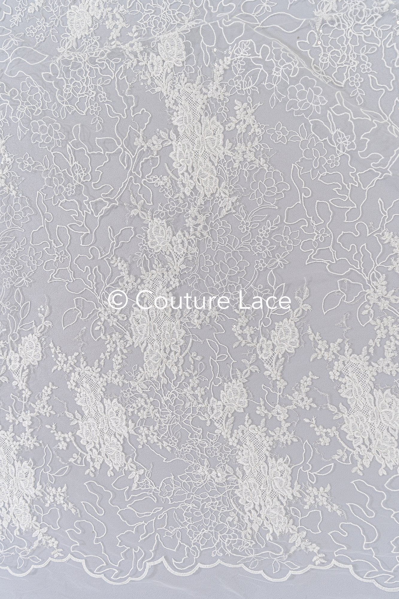 Dentelle florale pour robes de mariée / Dentelle brodée pour vêtements de mariée // L25-869