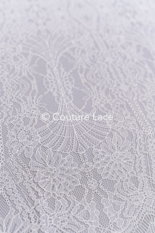 3 meters of French lace/ French Chantilly lace // L26-853