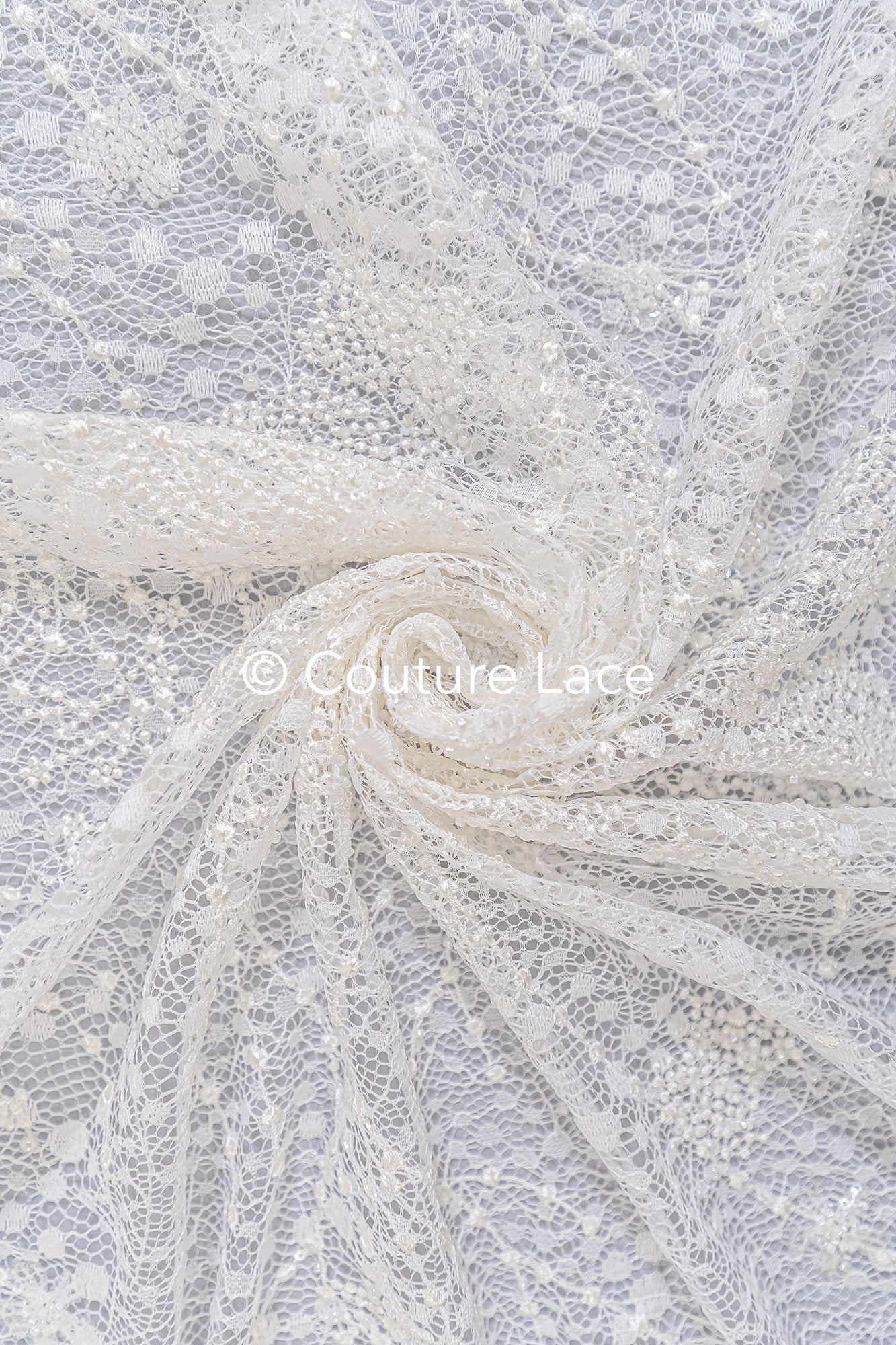 Braut Spitzenstoff mit Blumenmuster, perlenbestickte Spitze für Brautkleider mit floralem Muster// L25-857