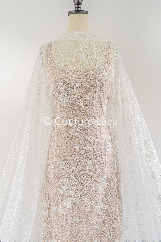 Tejido de encaje nupcial con motivos florales, encaje bordado con perlas para vestidos de novia con diseño floral // L25-857