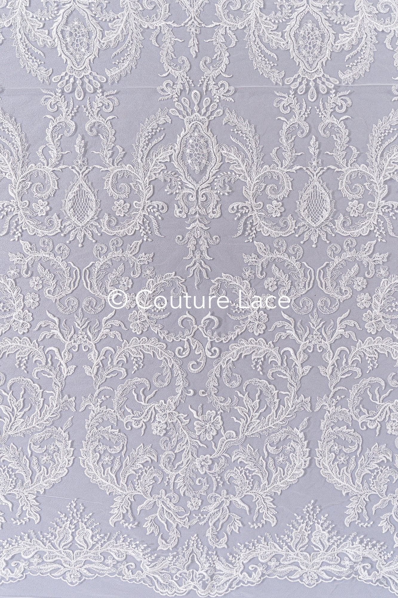 Florale Spitze für Brautkleider, Bestickte Brautspitze mit Blumenmuster // L25-858