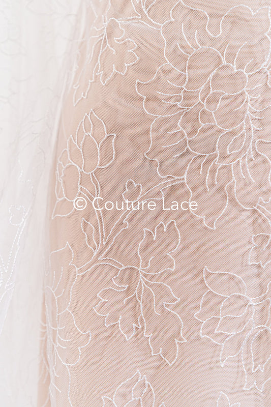 Feine Brautspitze mit Blumenmuster/Floral bestickte Spitze für Brautkleider // L25-863