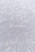 Florale Spitze für Brautkleider, Blumige Brautspitze mit feinen Pailletten // L26-030