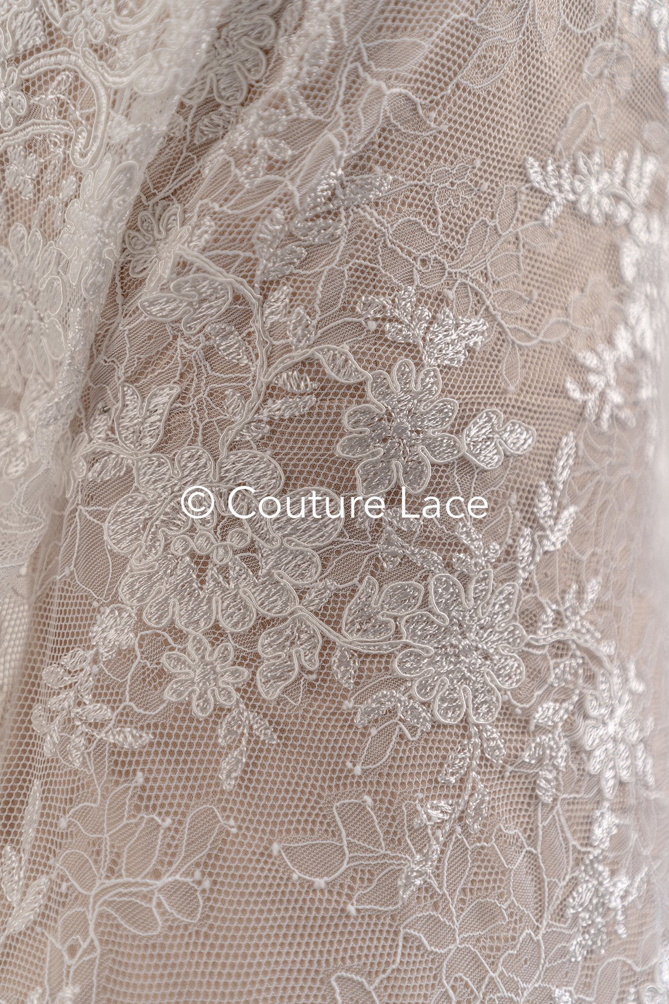 Encaje floral lujoso con motivos florales, encaje nupcial fino para vestidos de novia de lujo // L26-270B