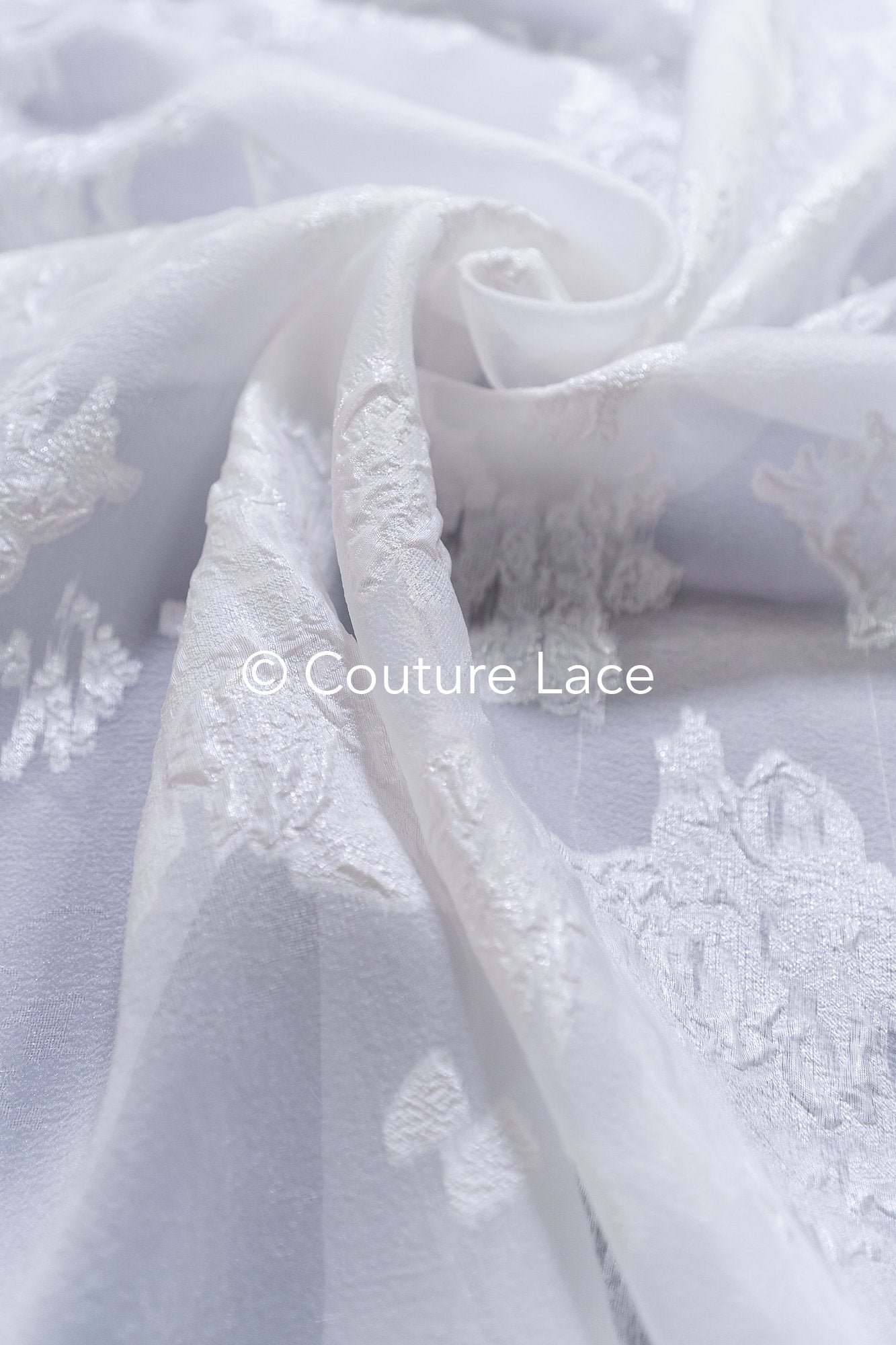 Transparenter Jacquard Brautstoff mit Blumenmuster – Off-White // R-046