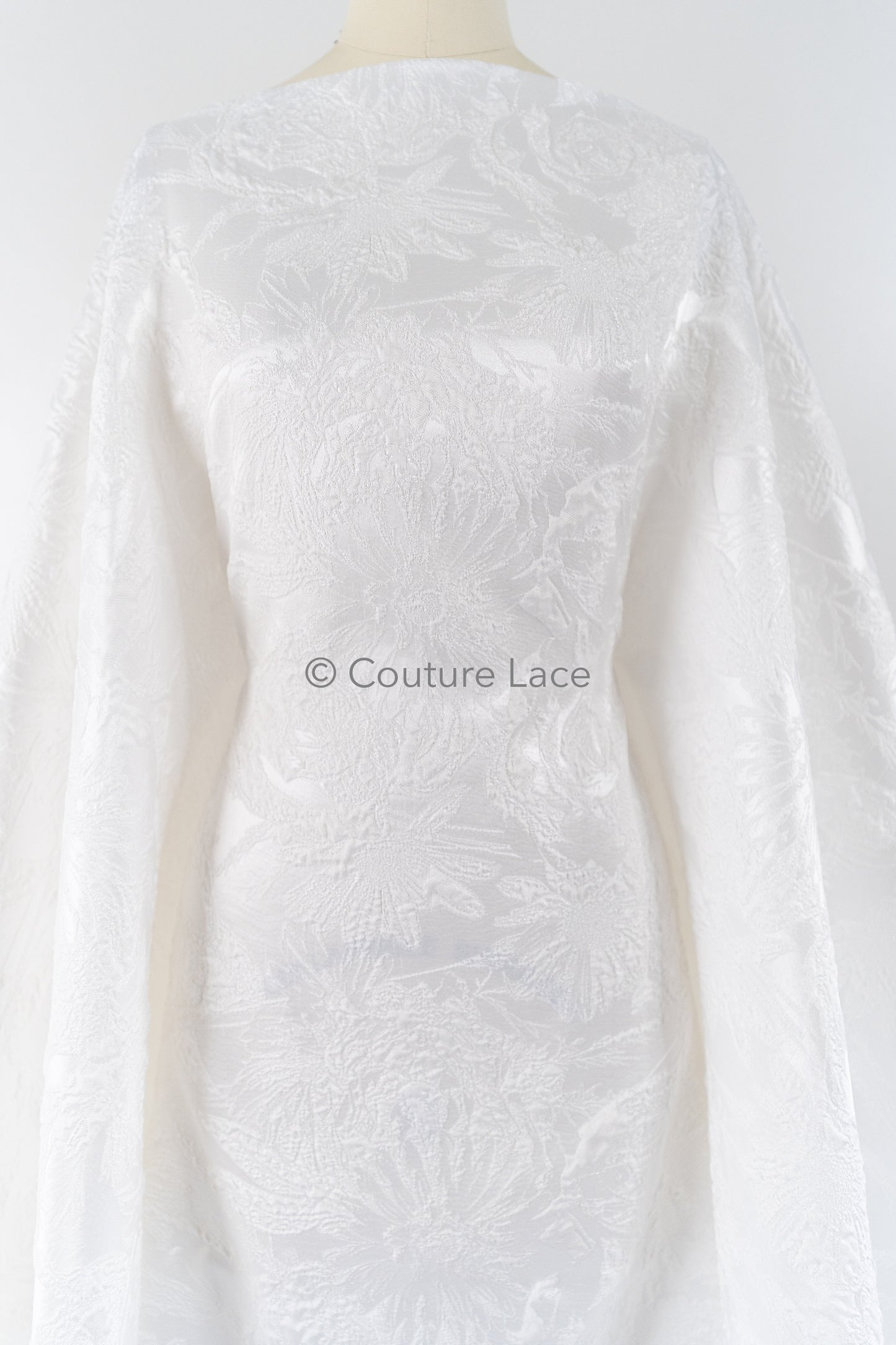 Jacquard nupcial con motivo floral – Off-White, elegante jacquard satinado // R-047-WE