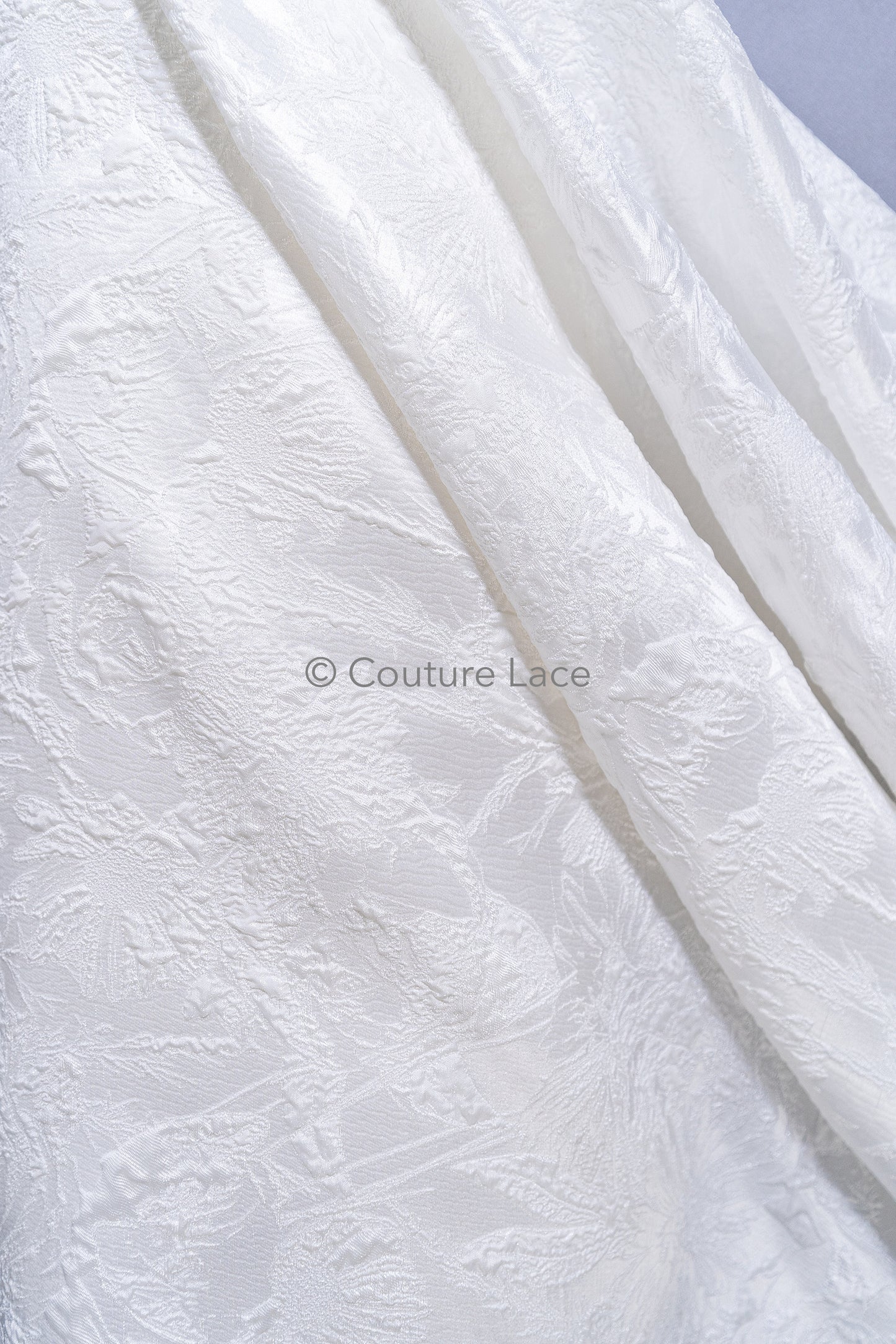 Jacquard nupcial con motivo floral – Off-White, elegante jacquard satinado // R-047-WE