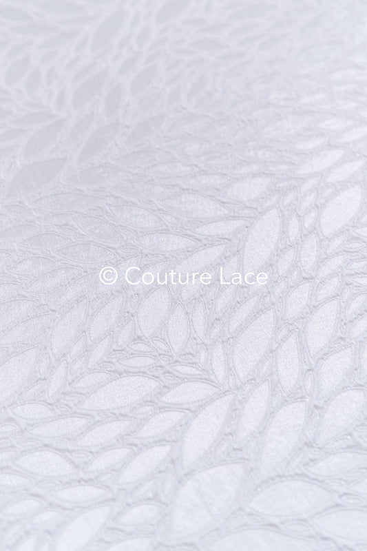 Elegante tejido jacquard nupcial con motivo abstracto de hojas – Off-White, moderno jacquard satinado bridal // R-048