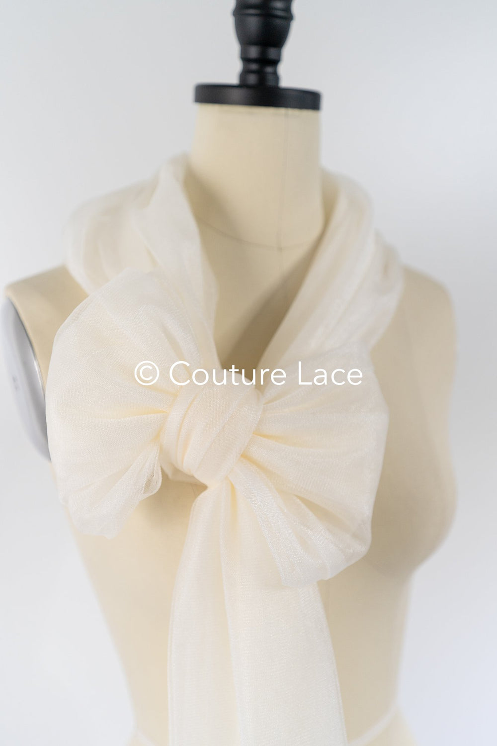 Super Soft Tulle - ivory- cream/ shiny - 160cm wide // R-156-6