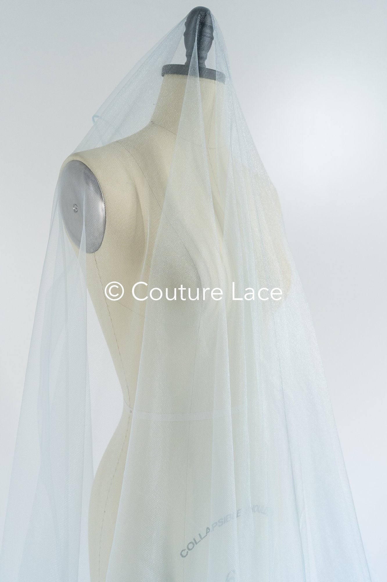 Tulle souple ultra-doux - Bleu ciel doux/ brillant - 160 cm de large // R-161-28-BALLEN