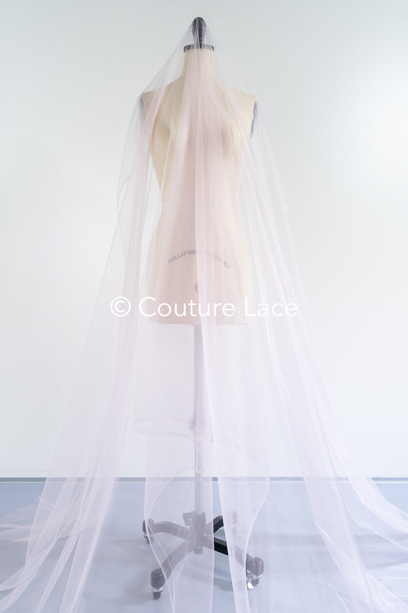 Tulle souple ultra-doux - Rose poudré clair/ brillant - 160 cm de large // R-164-33-BALLEN