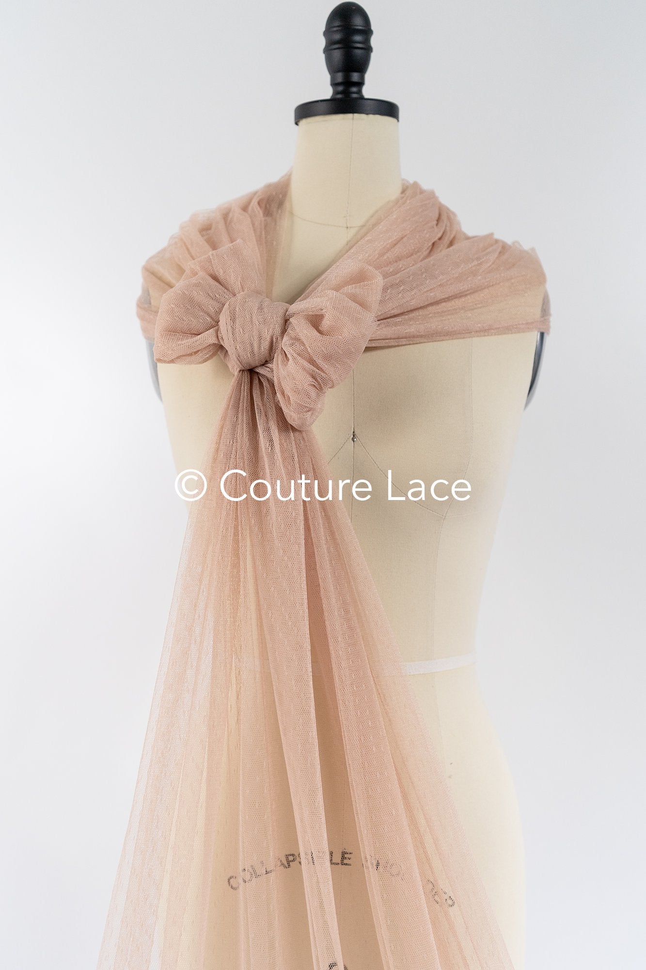 Tul con puntos súper suave – Nude – 150 cm de ancho // R-172-9