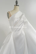Off-White Structured Mikado Fabric in Ivory – Perfect for Princess Wedding Dresses &amp; Decoration //R-063