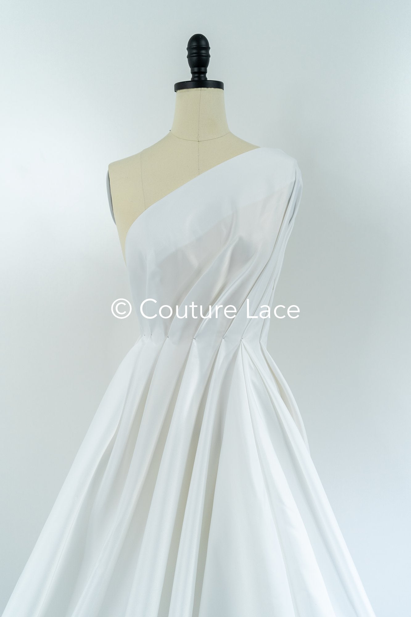 Pregiato raso da sposa largo 3 m – Raso sostenuto per abiti da sposa // R-212