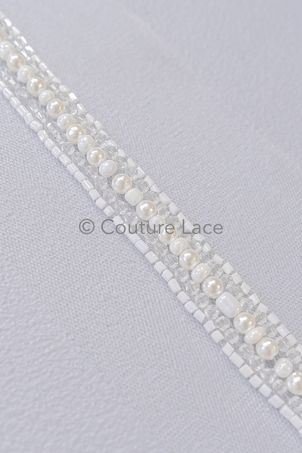 Brautspitze Borte mit Perlen/ weiße Spitzenborte mit Perlen/ Brautgürtel Borte/ Spitzenborte für Brautkleid// T24-093