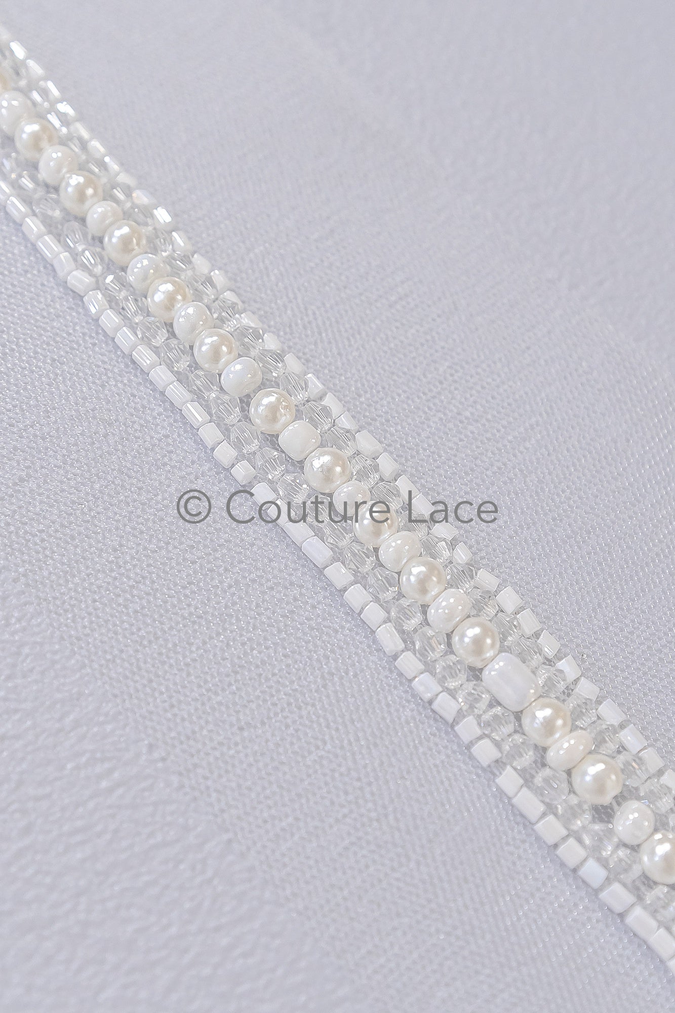 Brautspitze Borte mit Perlen/ weiße Spitzenborte mit Perlen/ Brautgürtel Borte/ Spitzenborte für Brautkleid// T24-093