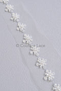 Brautspitze Borte mit Perlen & Pailletten/ Blumen Spitzenborte weiß/ Brautgürtel Borte/ Spitzenborte für Brautkleid// T24-095