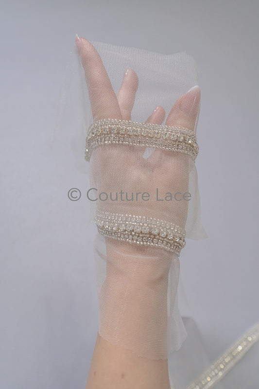 Brautspitze Borte mit Perlen & Kristallen Silber/ Spitzenborte mit Perlen/ Brautgürtel Borte/ Spitzenborte für Brautkleid// T24-097
