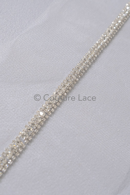 Brautspitze Borte mit Kristallen Silber/ Spitzenborte mit Swarowski Kirstallen/ Brautgürtel Borte/ Spitzenborte für Brautkleid// T24-099