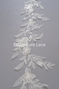 Brautspitze Borte mit Pailletten/ Spitzenborte off-white/ Braut Spitzenborte/ Spitzenborte für Brautkleid// T24-002