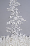 Brautspitze Borte mit Pailletten/ Spitzenborte off-white/ Braut Spitzenborte/ Spitzenborte für Brautkleid// T24-022