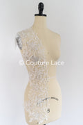 Brautspitze Borte mit Perlen & Pailletten/ Spitzenborte off-white / Braut Borte/ Spitzenborte für Brautkleid// T24-118