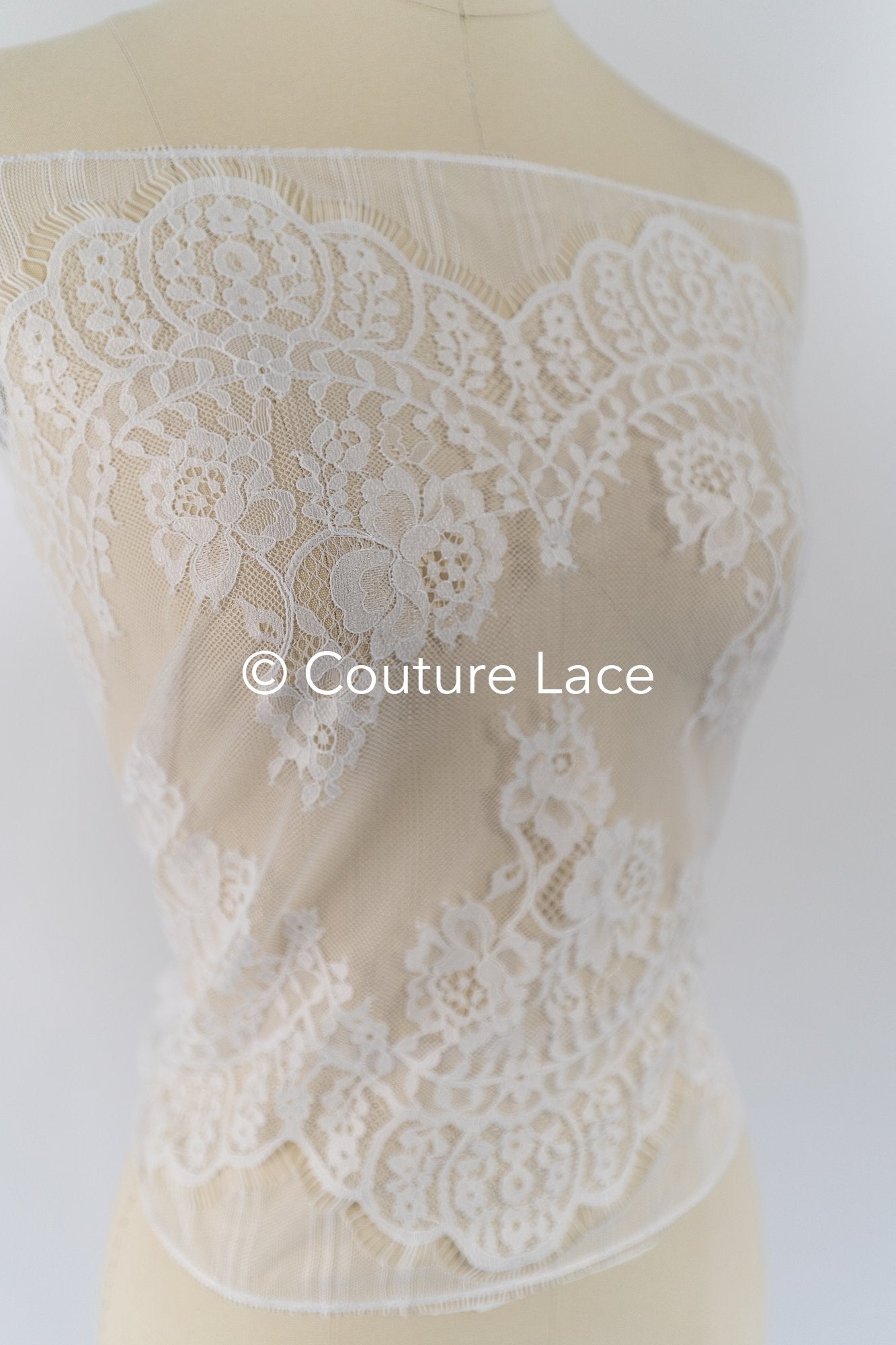 3 Meter Französische Blumen Spitze Borte/ Französische Chantilly Brautspitze Borte // T26-250