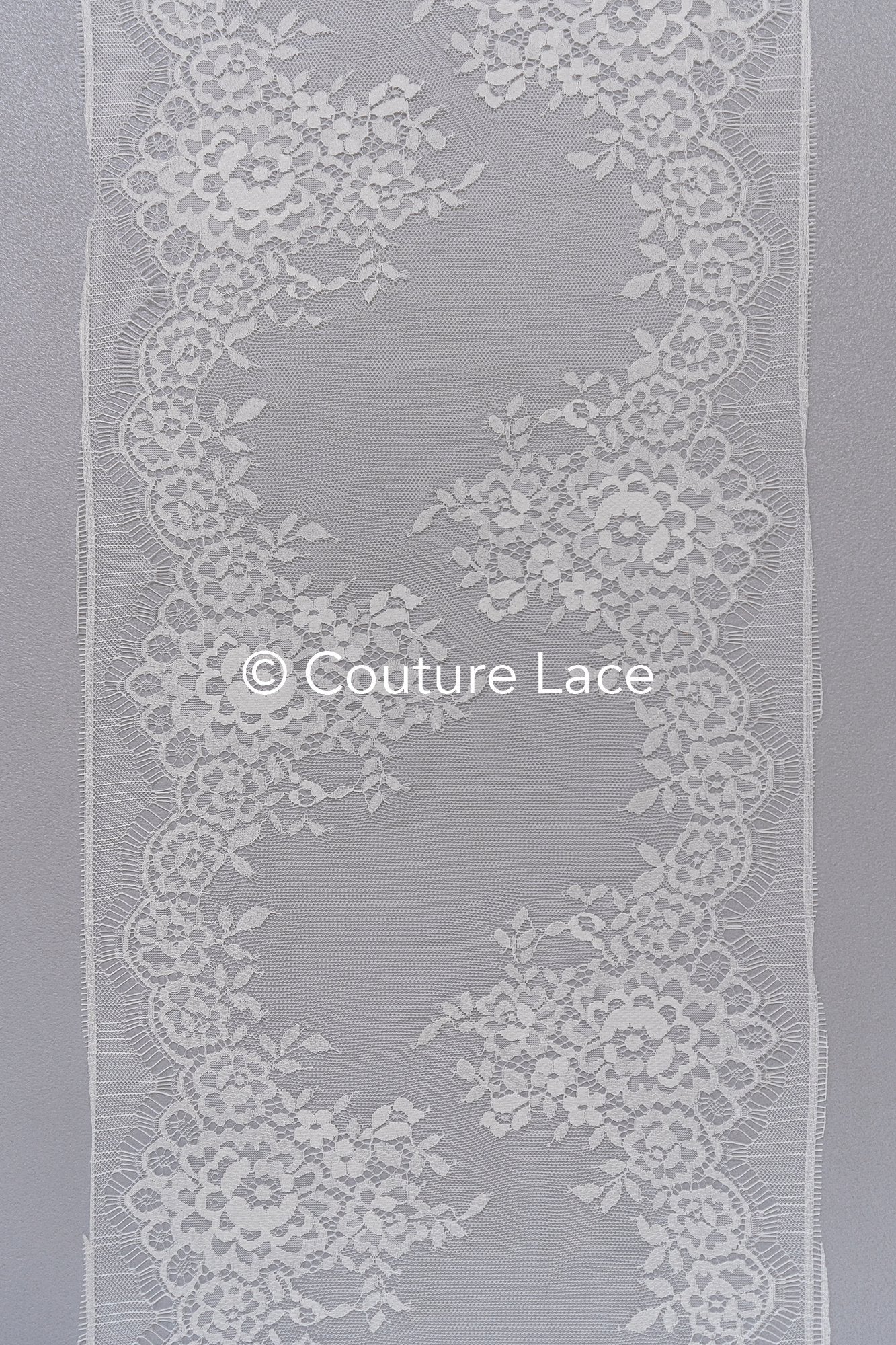 3 mètres de galon de dentelle florale française / Galon de dentelle Chantilly française pour mariée // T26-254