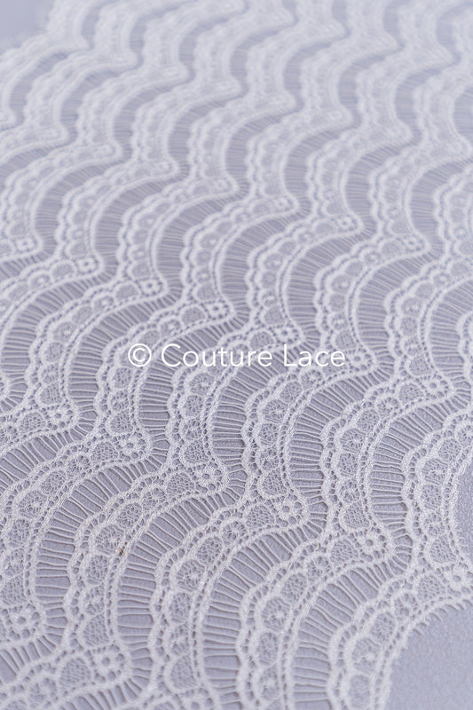 3 Meter Französische Blumen Spitze Borte/ Französische Chantilly Brautspitze Borte // T26-262