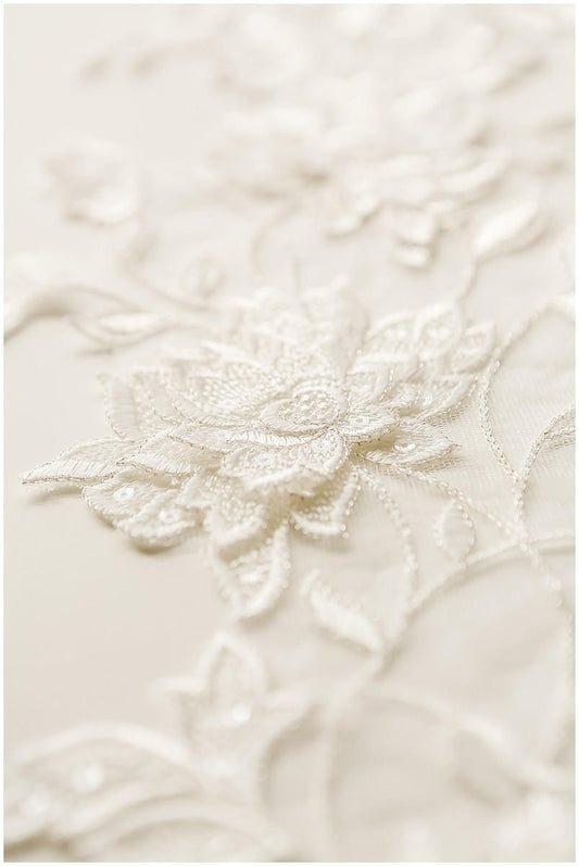2Stk. Verspiegelte 3D Spitze Blume Applikation, 3D Aufnäher, Brautkleid Spitze Blume, Spitze Aufnäher, Brautkleid Applikation// A17-011