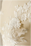 2Stk. Verspiegelte 3D Spitze Blume Applikation, 3D Aufnäher, Brautkleid Spitze Blume, Spitze Aufnäher, Brautkleid Applikation// A17-011